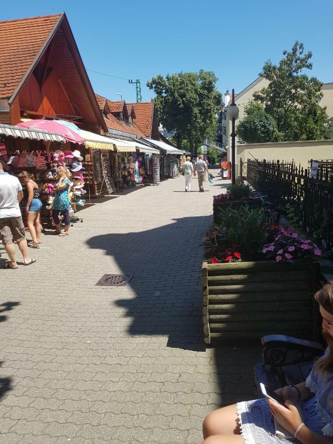 Holdfeny Apartman Siofok Exterior photo